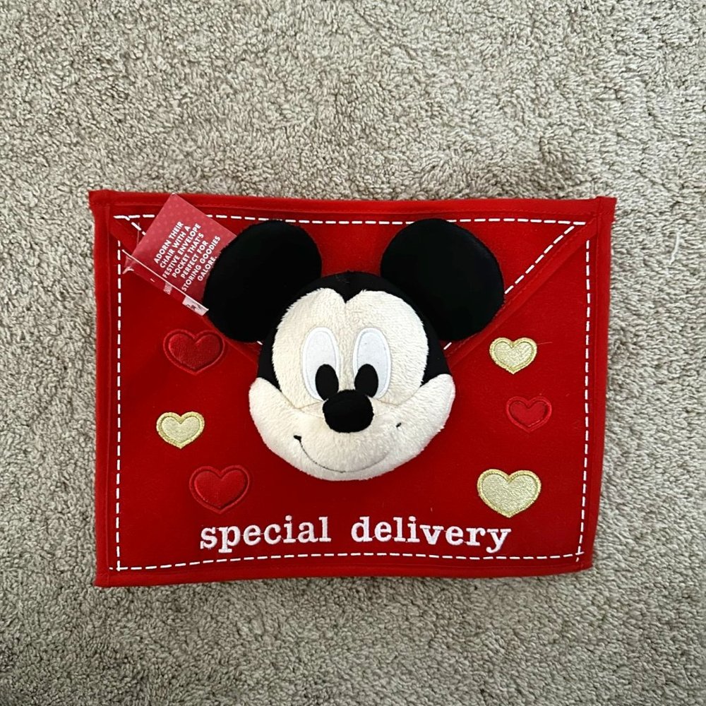 Disney Mickey Mouse Valentine's Day 3D Plush Embroidered Chairbacker NEW W/ TAG